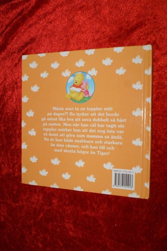 FIN BARNBILDERBOK DISNEY DAGS FÖR EN TUPPLUR RU en NALLE PUH BOK LÄTTLÄST Bra ex