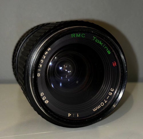 RMC Tokina 35-70mm f/4 – Klassiskt vintageobjektiv i fint skick