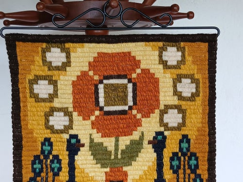 ~*~ Handbroderad vintage bonad ~ '70tal ~ 2 påfåglar ~ ylle vepa ~*~