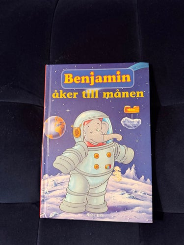 Benjamin åker till månen av Richters