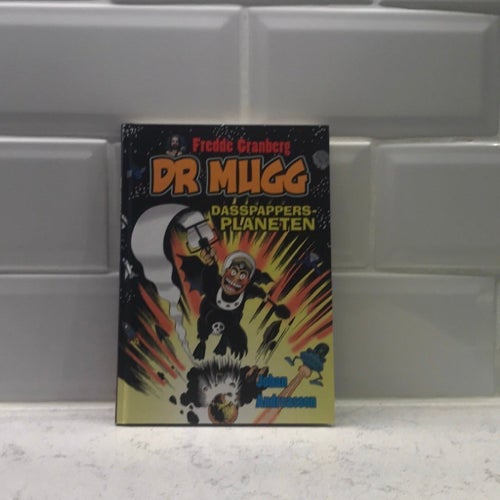 Dr Mugg - Dasspappersplaneten av Fredde Granberg, 2015