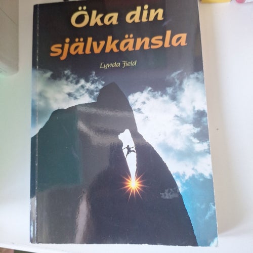 Öka din självkänsla av Lynda Field