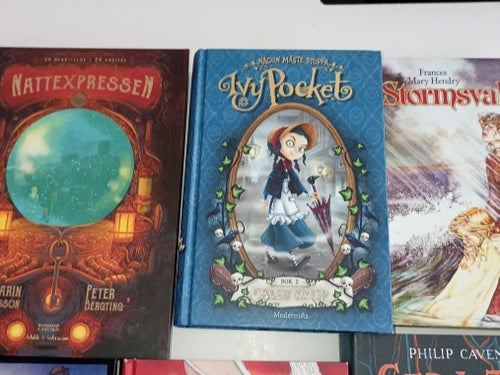 Fantasyböcker 9 st bla Nattexpressen, Ivy Pocket, Skurkarnas skurk...