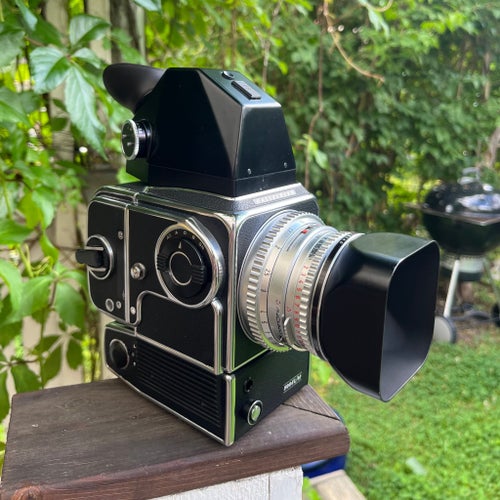 Hasselblad 500 EL/M + Planar 80/2.8 + A12 + PME45