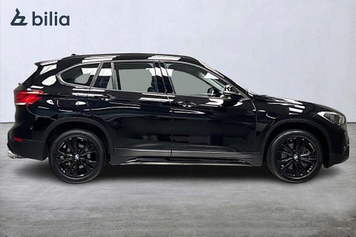 BMW X1 sDrive20i / Sport line / Head up / 18" / Navigation
