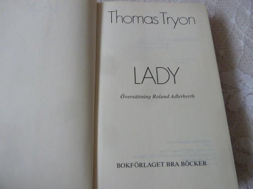 LADY, T. TRYON, 1976,  BÖCKER