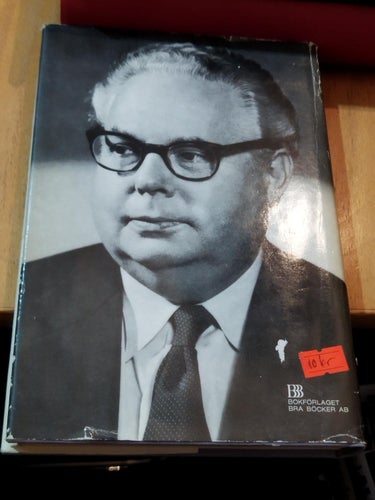 Min farmors hus av Karl Erik Soya. Bok, inbunden. Very Fine plus