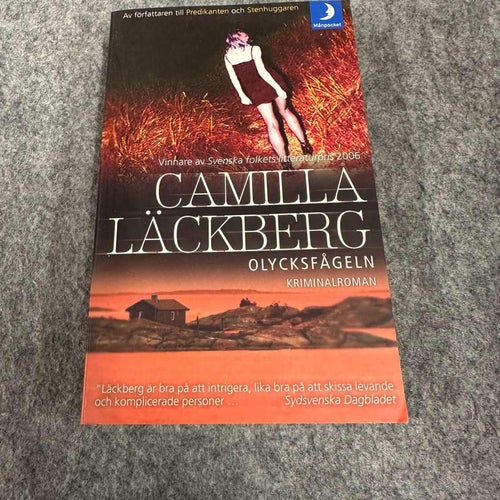 Camilla Läckberg - Olycksfågeln