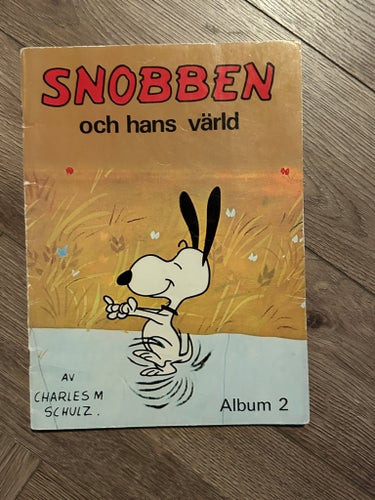 Snobben och hans värld Album 2, av Charles M. Schulz, tryckt 1970 vintage retro