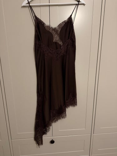 Zara brun klänning, storlek XS som. Y :)