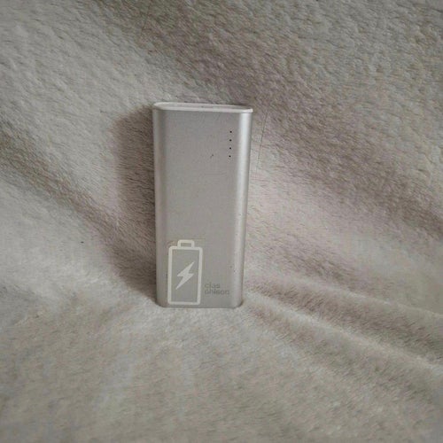 Silvrig powerbank