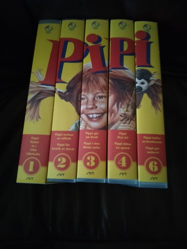 Pippi Långstrump VHS Samling av Pippi 1, 2, 3, 4, & 6 Långstrump VHS-kassetter