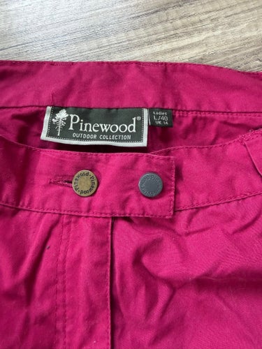 Pinewood cerises byxor, storlek L/40