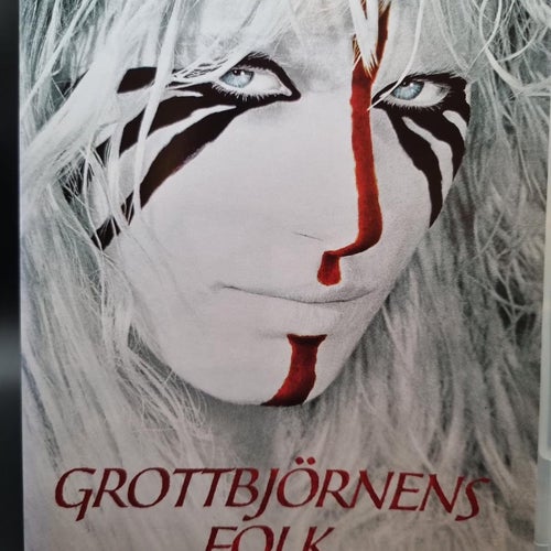 Grottbjörnens Folk (1986) Michael Chapman med Daryl Hannah och Pamela Reed.
