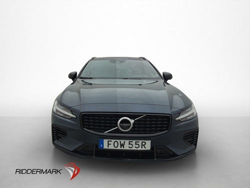 Volvo V60 T8 AWD R Design Panorama H/K 360° CarPlay Navi