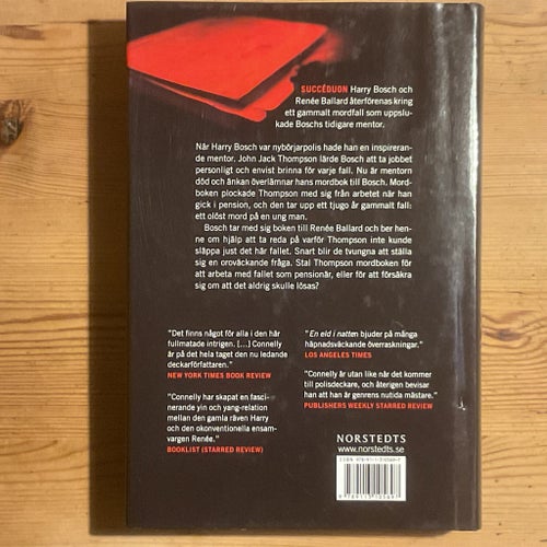En eld i natten av Michael Connelly, 2019, en Ballard & Bosch deckare, inbunden