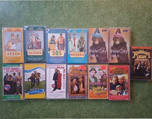 VHS-filmer: Sällskapsresan, Golfaren, SOS, Resan 2, Tomten är far till alla