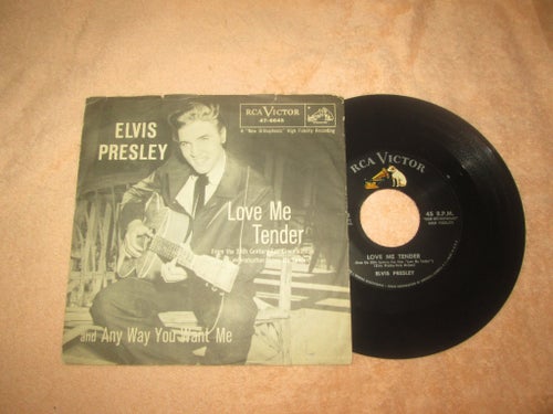 ELVIS PRESLEY LOVE ME TENDER SVART VITA OMSLAGET UDDA