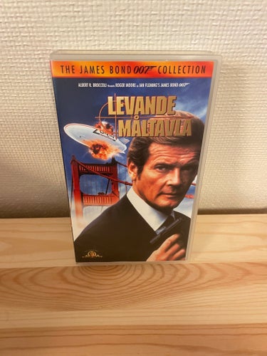 Levande Måltavla - James Bond 007 VHS