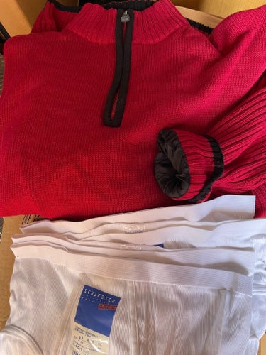 Herrkläder paket med tröja, underkläder, skjortor och strumpor