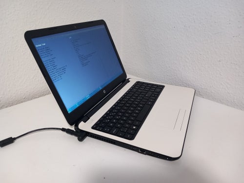 HP 15-g030no #TOUCHPAD DEFECT - AMD A6/8GB RAM - Laptop bärbar dator bærbar