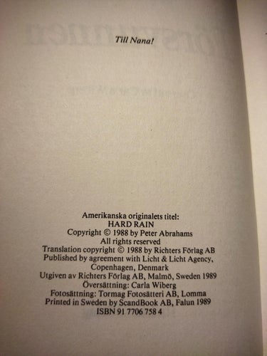 Försvunnen av Peter Abrahams. Very Good