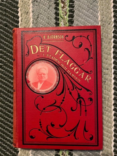 Det flaggar i staden och hamnen av B. Björnson, 1904