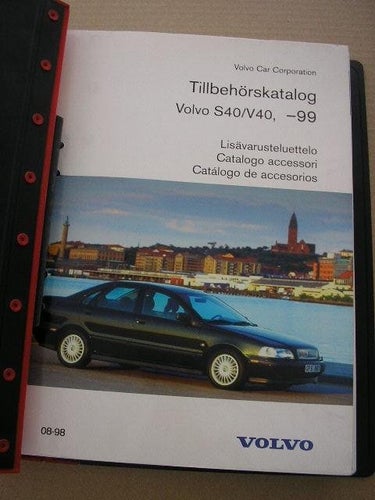 VOLVO Katalog över Tillbehör S40 V40