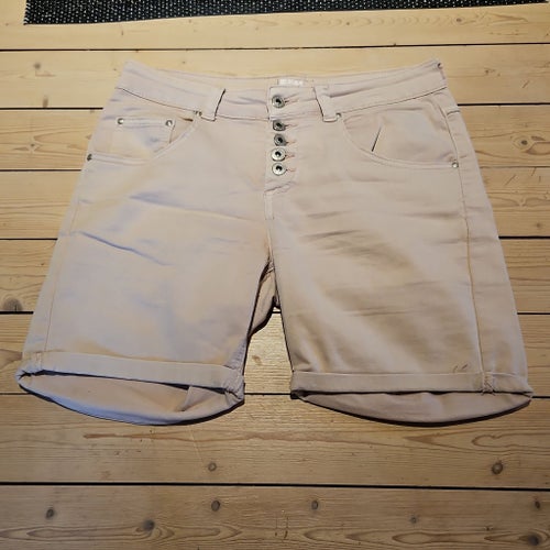 Ljusrosa shorts strl 38/M Chica London