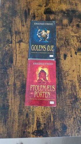 Golem's Øje av Jonathan Stroud,Fiktion,Äventyr,Drama,