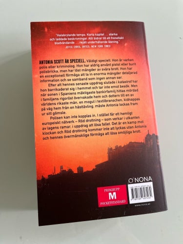 Röd Drottning av Juan Gómez-Jurado