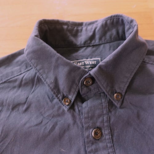 Skjorta blå / marinblå från East West Brothers strl S slim fit kortärmad