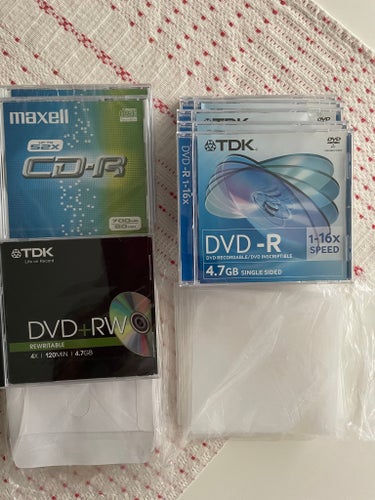Maxell CD-R, TDK DVD-R och TDK DVD+RW med fodral