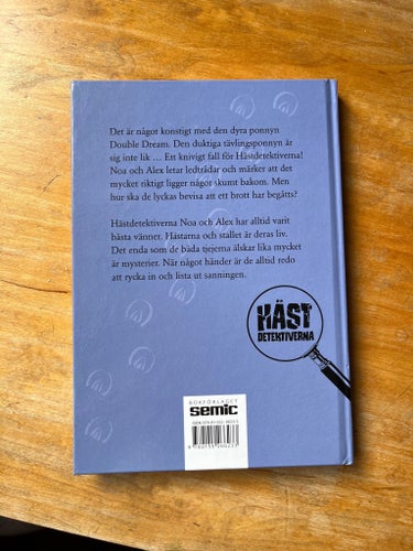 Hästdetetktiverna. Mysteriet med tävlingsponnyn av C Hansson och L Furberg