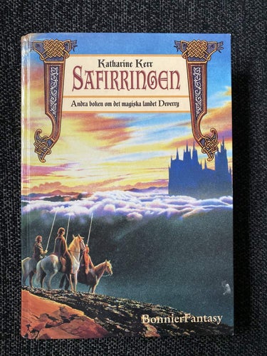 Katharine Kerr - Safirringen