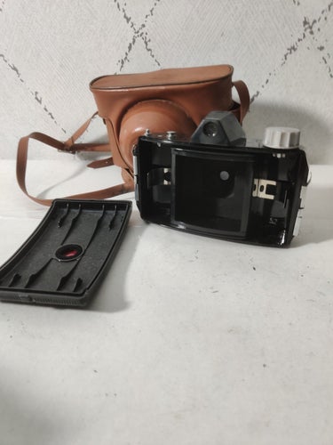 Agfa Click-1 kamera med fodral