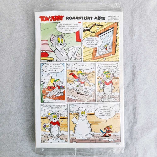 Tom and Jerry Comic No 15 2002 Sealed With Slime Snowman Toy