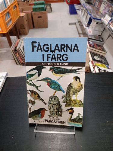 FÅGLARNA I FÄRG