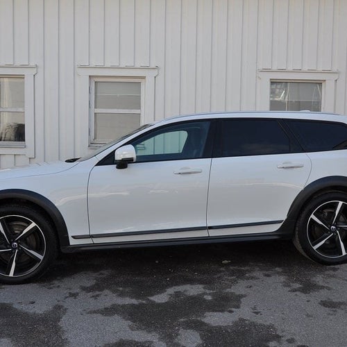 Volvo V90 Cross Country D4 AWD Momentum Nav Drag Voc Keyless