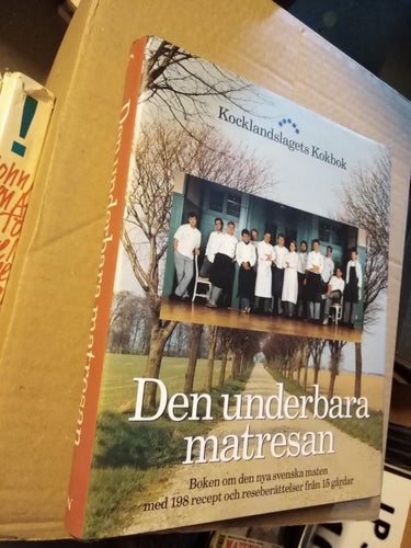 Kocklandslagets Kokbok Den underbara matresan. den nya svenska maten