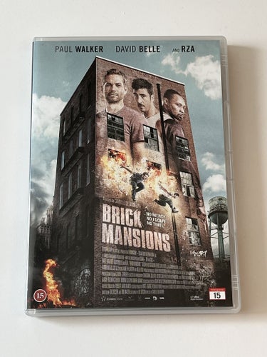 Brick mansions (f.d. hyrfilm. Paul Walker och David Belle, 2014). Beg. DVD