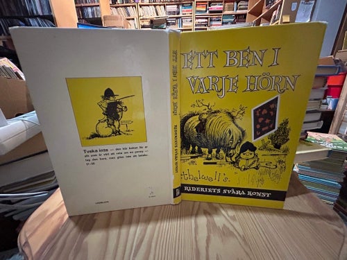 Ett ben i varje hörn : Ridderiets svåra konst av Norman Thelwell, Very Good