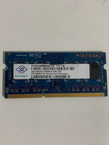2 GB Nanya (1x2GB) DDR3 SODIMM PC3-10600S 1333 MHz CL9 RAM NT2GC64B88B0NS-CG