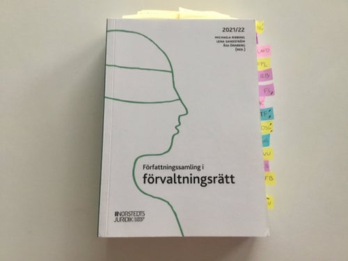 Författningssamling i förvaltningsrätt 2021/22 av Michaela Ribbing, Lena