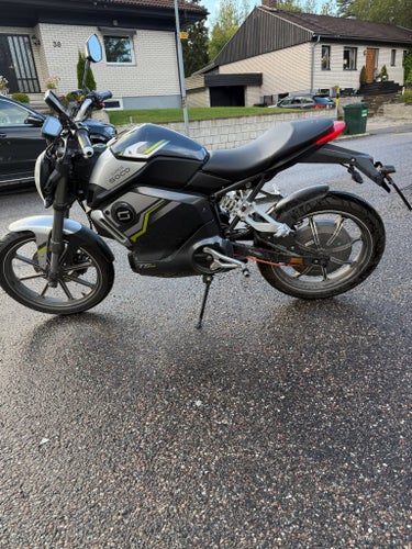 Super Soco TSX 2022