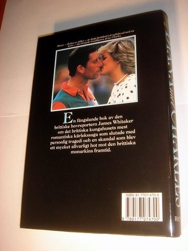JAMES WHITAKER - DIANA MOT CHARLES INBUNDEN BOK NY OLÄST