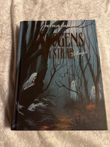 Skogens Systrar Trilogin - Petrus Dahlin