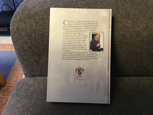 Soldat och General under kalla kriget av Carl Björeman. Inbunden 360 sidor.