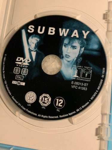 SUBWAY(1985) Porto 22 kr utan fodral - Luc Besson med Isabelle Adjani & Lambert