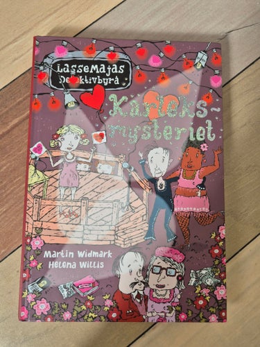 LasseMajas detektivbyrå - Kärleksmysteriet av Martin Widmark och Helena Willis